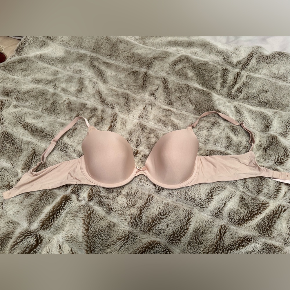 Victoria's Secret Blush Bra